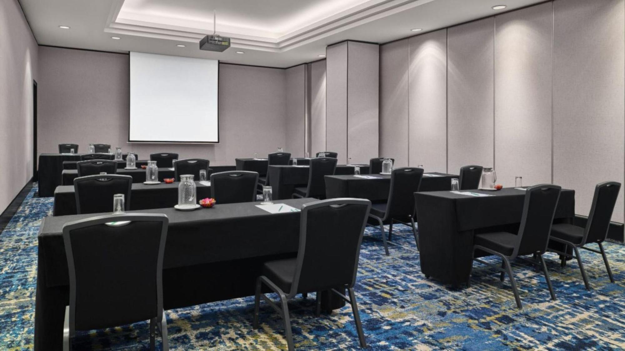 Atrium By Ihg Hotel